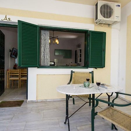Anesis Apartments Храни Екстериор снимка